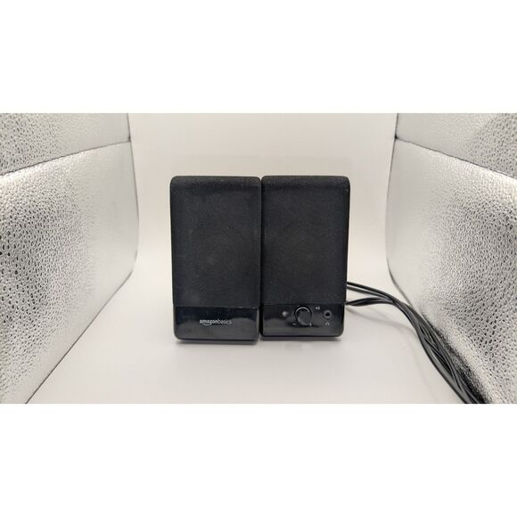 Amazon Basics Computer Speakers for Desktop , USB-Powered, Black - Picture 1 of 4